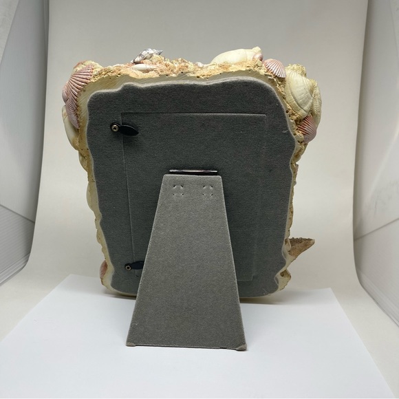 Fancy Frames beautiful shell Picture Frame - Picture 9 of 10